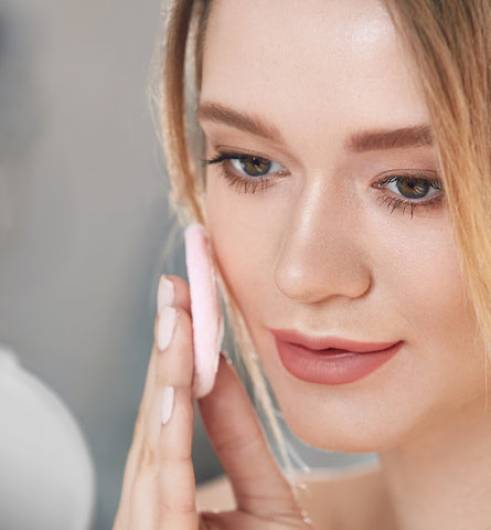 Blog Feed Article Feature Image Carousel: Tips for Applying Powder Foundation 