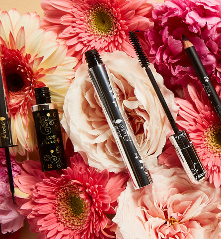 Blog Feed Article Feature Image Carousel: The Best Mother’s Day Gifts for Clean Beauty Lovers 