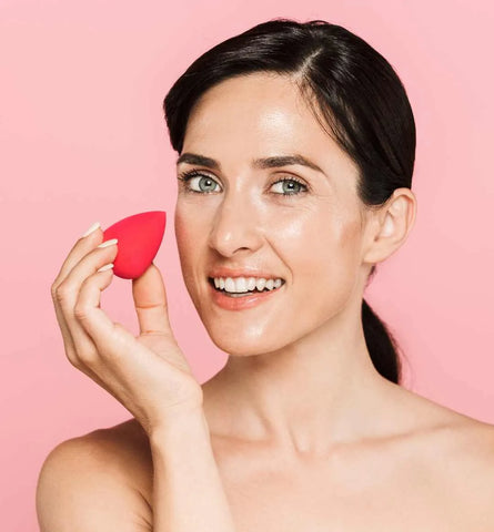 Blog Feed Article Feature Image Carousel: Makeup Sponge Masterclass: How to Use a Cosmetic Sponge for a Flawless Finish 