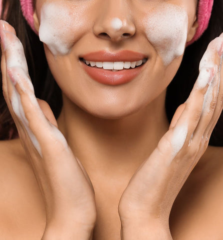 Blog Feed Article Feature Image Carousel: The Benefits of Double Cleansing: Why and How to Do It 