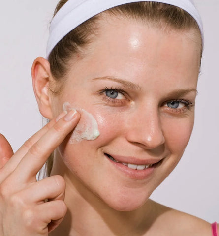 Blog Feed Article Feature Image Carousel: The Best Moisturizers for Dry Skin—Ranked by What Works (and What Doesn't) 